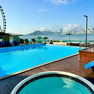  Apartamento Pé Na Areia
